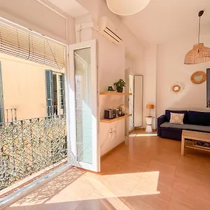 life-in-malaga-apartments.es-andalucia.com/